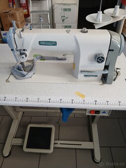 Šicí stroj Siruba jednojehla - 4