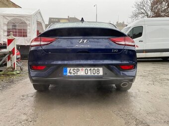 Hyundai i30 Fastback, Hezká výbava - 4