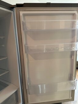 Lednička s mrazničkou Samsung - 4