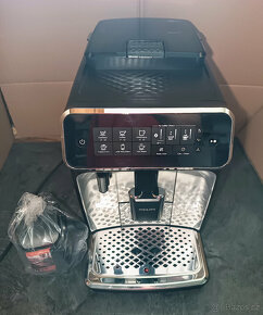 Kávovar Philips Series 3200 LatteGo EP3246/70 - se zárukou - 4
