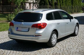 Opel Astra Sports Tourer 1.6 CDTi 84kw - 4
