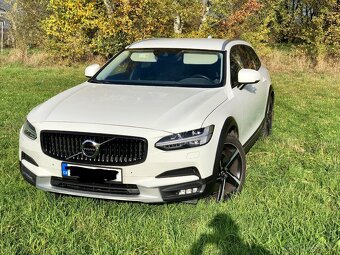 Volvo V90 Cross Country D4 AWD – raritní manuál, top stav - 4