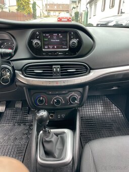 Fiat Tipo combi 1,4 95 k Plus 2018 - 4