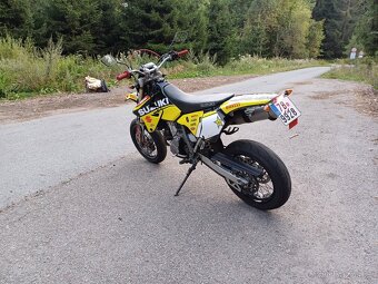 Suzuki DRZ 400 SM - 4