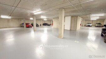 Pronájem garážové stání, 18 m2 - Znojmo, ul. Kosmákova - 4
