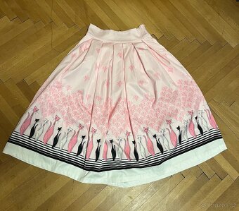 Krásná kolová sukně Lindy Bop velikost 8 - 4