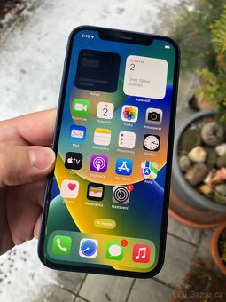iPhone 12 64Gb lehce opotřebený - 4