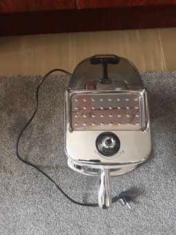 KÁVOVAR ZN. DELONGI 220 V. - 4
