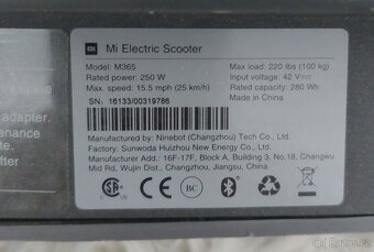 Elektrická koloběžka Xiaomi M365 - 4