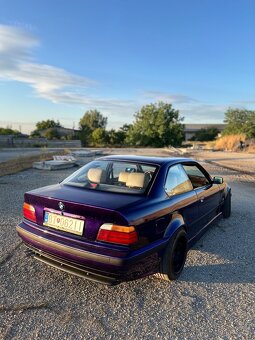 Bmw e36 328i coupe - 4