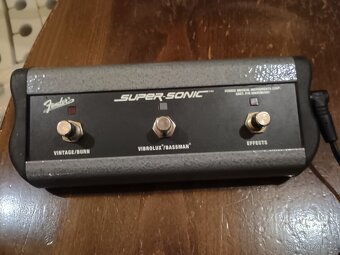 Fender Super sonic 112 - 4