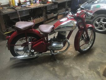 Jawa 250 Pérák - 4