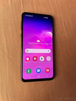 Samsung Galaxy S10e 6GB/128GB černý - 4