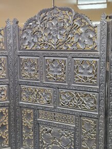 Starožitný vyřezávaný paraván se stolky - 4