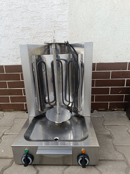 Elektrický gril na gyros - 4
