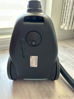 Vysavač Electrolux Pure D2.8 PD82-4MB - 4