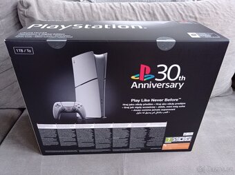 PlayStation 5 30th Anniversary Limited - 4