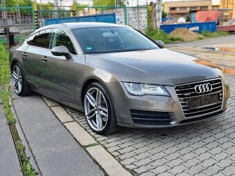 Prodám Audi A7, 2011 rok, 3l diesel (180 kw), skvělý stav. - 4