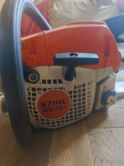 Benzínová pila STIHL 251 MS - 4