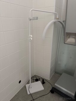 Bílé elektrické kosmetické lehátko, křeslo včetně lampy NOVÉ - 4