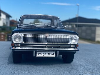 SKODA/ VOLGA predam krasny zberatelsky model. Mierka 1:18. - 4
