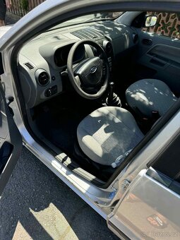 Ford Fusion 1.6 74KW - Klimatizace, Tažné, STK do 3/2027 - 4