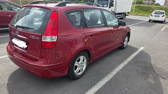 Hyundai i30 kombi 1,4i - 4