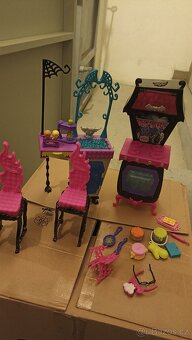 Monster high Draculaura s Drákulou a kuchyní - 4