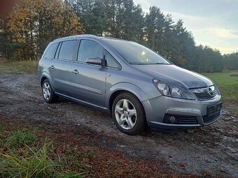 Zafira B 1.8 benzín, r.v.2008, najeto 180 400 Km, 7 míst - 4