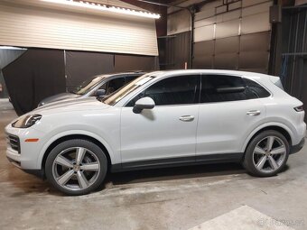 Porsche Cayenne – Rok 2024, pouze 25k km - 4