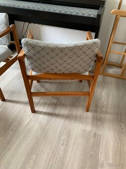 Dvě křesílka Po kompletní renovaci - 4