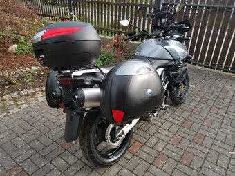 Suzuki DL1000 V-Strom K2 - 4