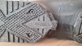 Prodám lyžáky Head vel. 230-235. - 4