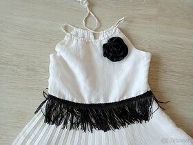 Dívčí šaty vel. 124/7let - 4