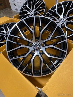 5x112 R18 MAM RS4 - 4