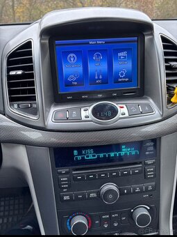 Chevrolet Captiva - 4