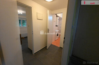 Pronájem bytu - ateliért 2+kk 37 m2 Praha 9 Prosek Na Stráži - 4
