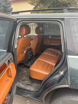 Volkswagen Touareg 3.0 - 4