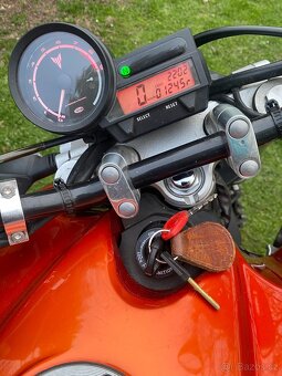 Yamaha MT 03 - 4