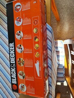 Univerzální pila Black&Decker + sada řezných plátů - 4