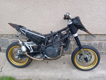 KTM LC4 690 SM - DOKLADY + NÁHRADNÍ DÍLY - 4