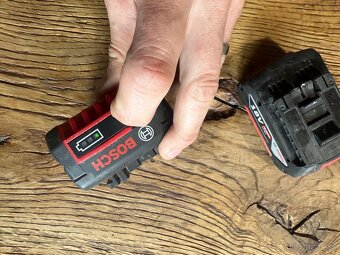 Bosch gba18v 4Ah 2ks - 4