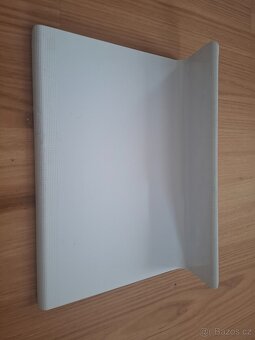 IKEA Brada podstavec pod notebook - 4