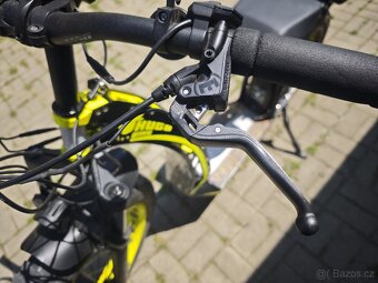 Elektrokoloběžka Hugobike X - 4