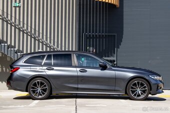 BMW Rad 3 Touring 318d A/T 2020 - 4
