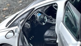 Citroën DS5 Norev 1:18 - 4