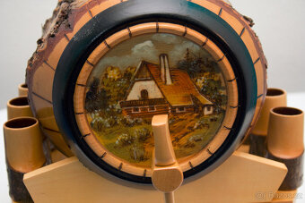 Starožitný vyřezávaný březový soudek - 4