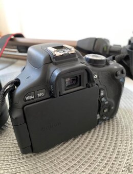 Fotoaparát Canon E0S 600D - 4