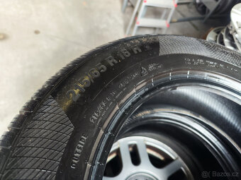 Zimní pneu = CONTINENTAL = 215/65 R16 = 2ks - 4