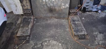 Dvousloupovy zvedák - 4